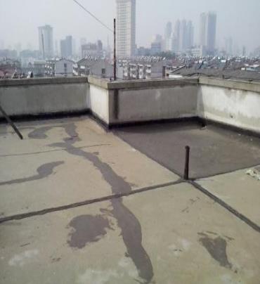 上海漏水维修 楼顶漏水是什么原因，楼顶漏水维修方法是什么?